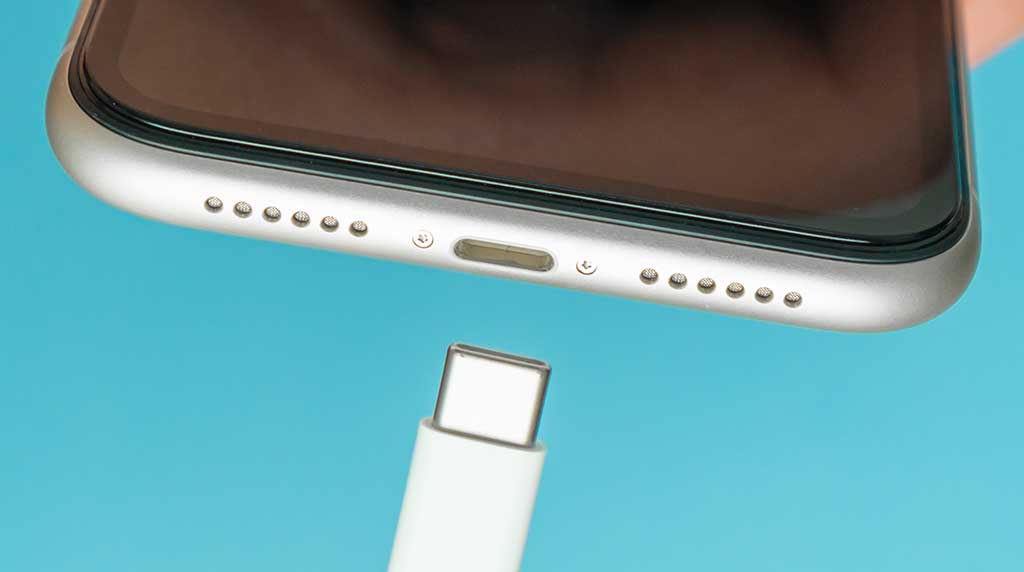 USB-C Stecker und Buchse